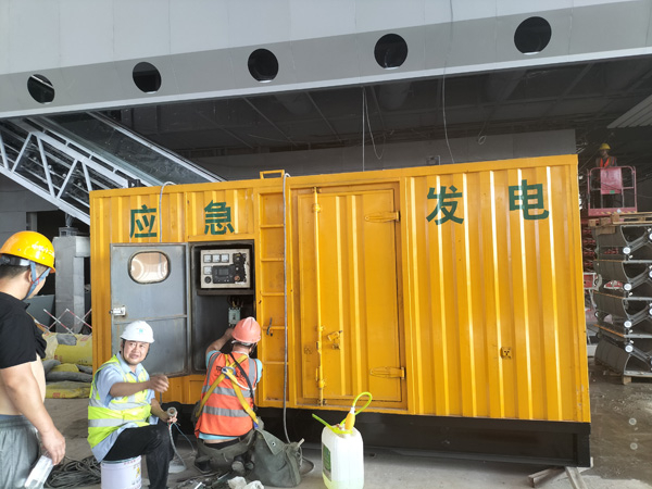 金州怎样判断空气滤清器是否需要更换？